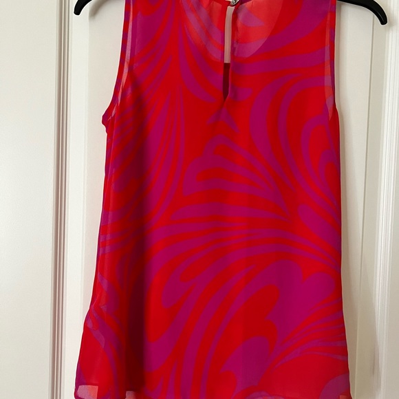 Pink and red floral top - Picture 2 of 3